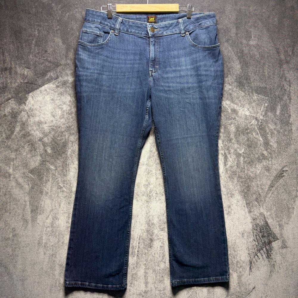 Lee Jeans Womens 18WP Blue Cotton Blend Bootcut Mid Rise Medium Wash Stretch